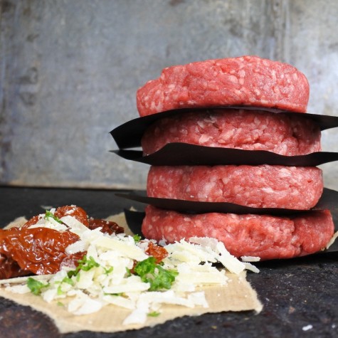 Black Angus burger - zontomaat/parmigiano D.O.P.