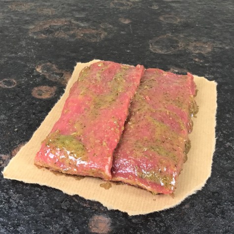 Lamsfilet Cafe de Paris (knofloook tuinkruiden) Nieuw Zeeland