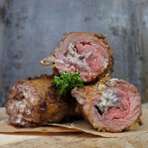 Cordon Bleu Blonde d'Aquitaine met gorgonzola & venkelsalami