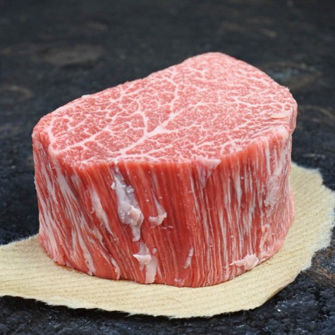 Japans Wagyu tournedos Kagoshima A4 BMS5-7