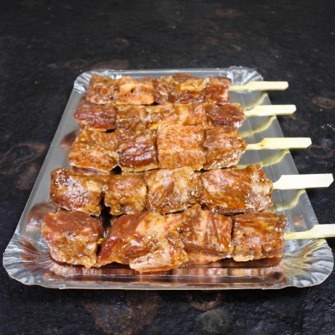 Ribeye spiesjes ketjap/sesam Japans Wagyu Kagoshima A5+ BMS12