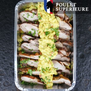 Ovenslee kalkoendij in kerriesaus