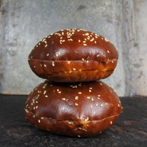 Pretzel sesam burgerbun