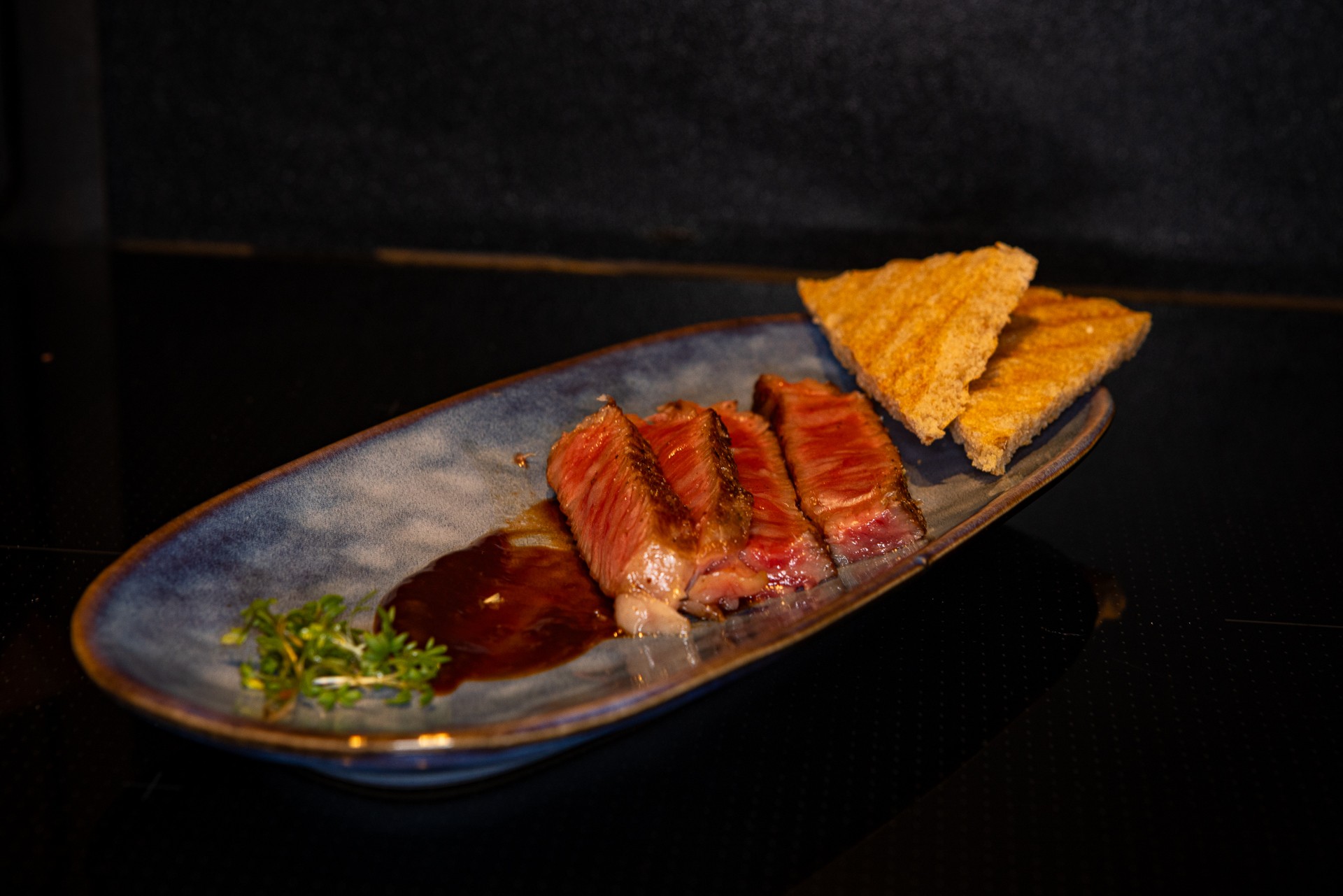 A5 Wagyu Ribeye met Tonkatsu saus