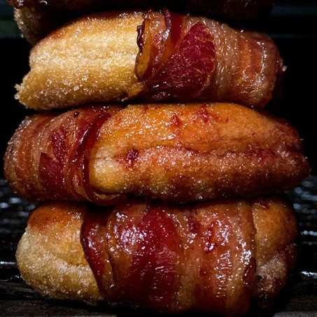 Bacon donuts met chili jam