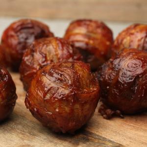 BBQ Bacon Bourbon Meatballs (BBQ Junkie)