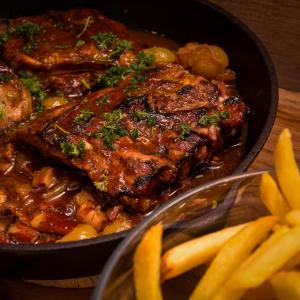 Spareribs uit de Dutch oven 