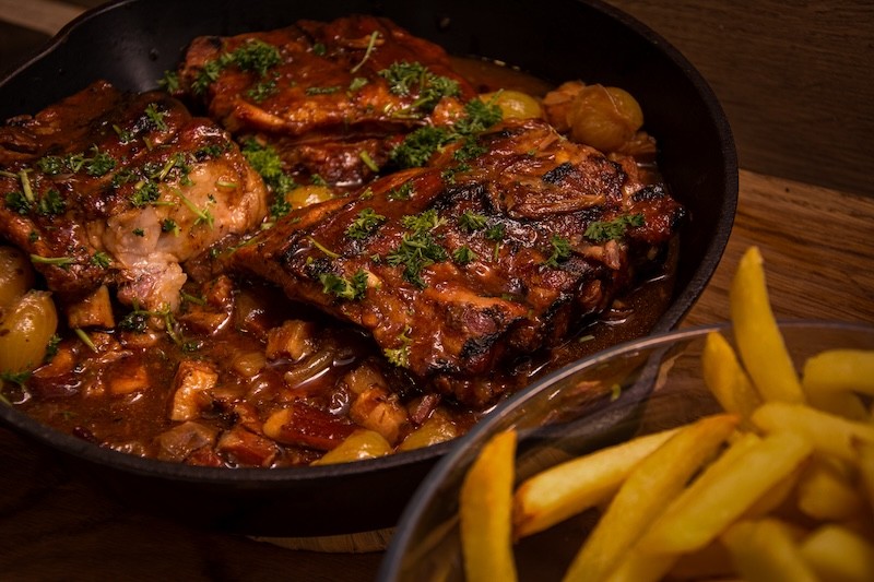 Spareribs uit de Dutch oven 